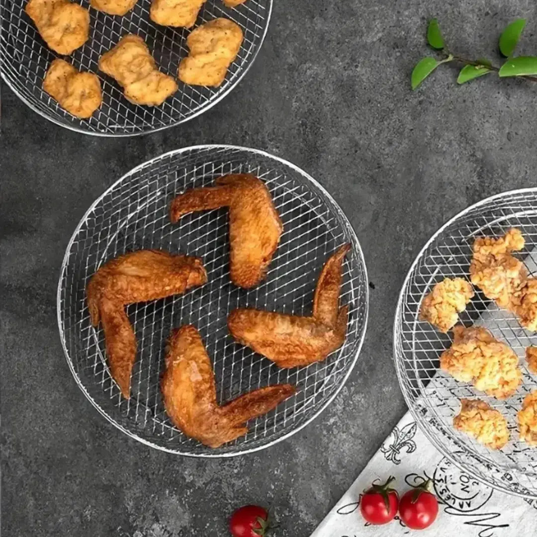 Stackable fryer baskets - More space, better cooking