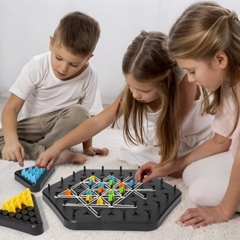 KnotLogic™ - Chain Triangle Chess Set