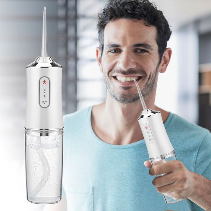 Rechargeable Oral Irrigator for Oral Cleaning - CleanJet